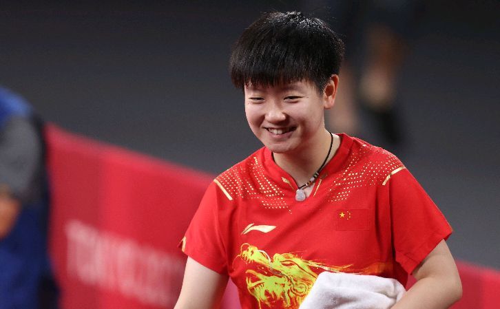 台北电影节曾评论《强尼凯克》：;角色漂移于充满偶然与巧合的日常之上，慵懒舒缓的节奏、静候旁观的视角，表层底下不轻易泄露的残缺